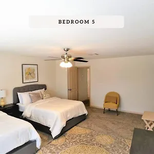 The Nest, 5 Bdr, Big House, North Of Town - Gatton Holiday home