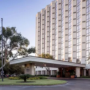 Hilton Galleria Area Hotel