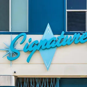 Signature North Houston District Hotel