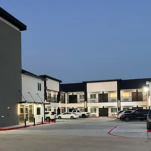 Crystal Gessner- Near Sam Racepark * 휴스턴