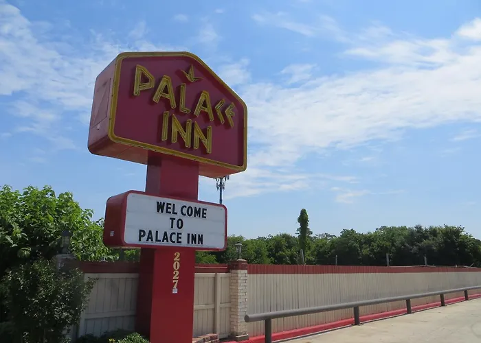 Palace Inn South Wayside Houston photo