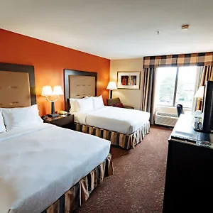 Wyndham Garden Willowbrook 3*