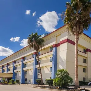 Rodeway North Greenspoint Hotel