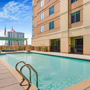 Hotel Embassy - Downtown
