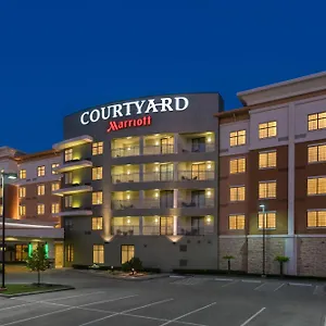 Courtyard By Marriott Houston Kingwood