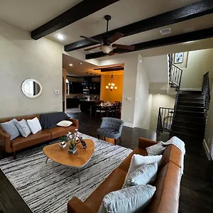 Spacious Fully Equipped 4 Bedroom Near Memorial Park Casa de Férias Houston
