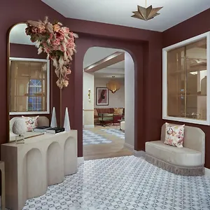 Vesper, Houston, A Tribute Portfolio 3* Houston